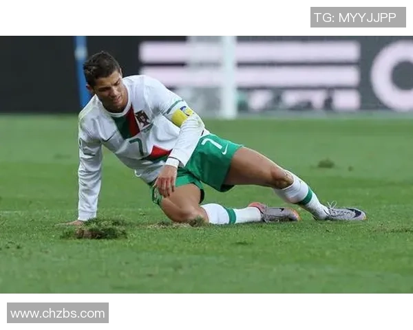 足球明星在家带孩子的温馨时光与育儿心得分享